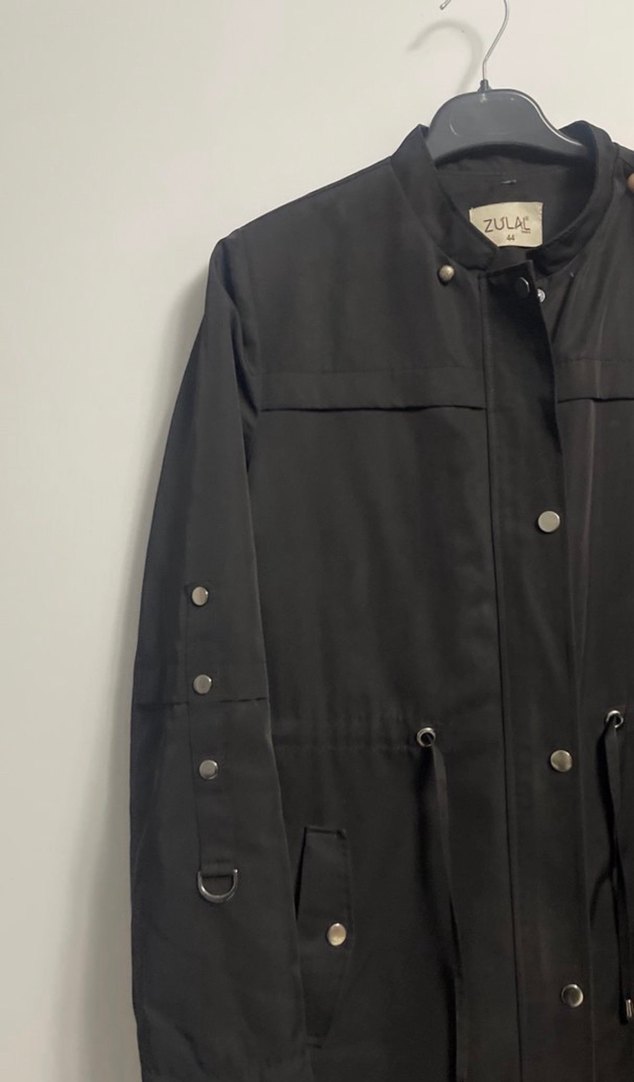 Düğmeli Siyah Kadın Trençkot - Görsel 4