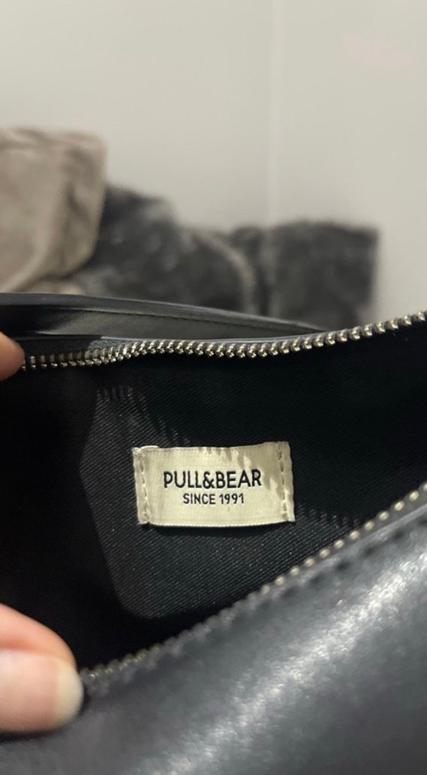 Siyah Deri Kürklü Kadın Omuz Çantası - Görsel 4