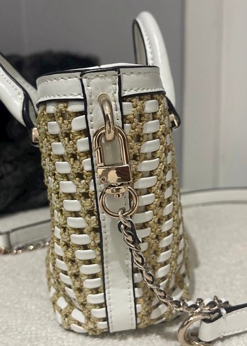 Guess Beyaz Ekose Desenli Kadın Çanta - Görsel 4