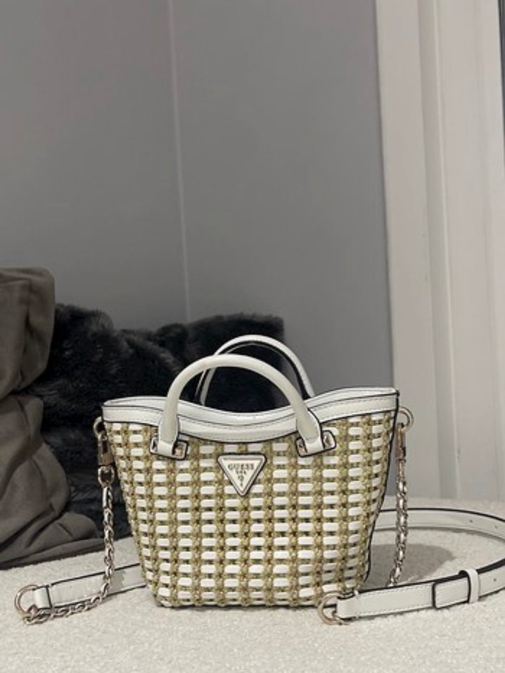 Guess Beyaz Ekose Desenli Kadın Çanta - Görsel 2