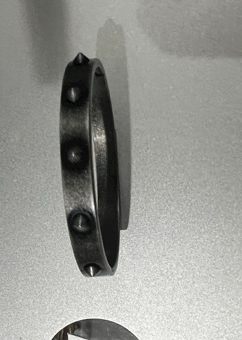 Siyah Çivili Rock Punk Bileklik - Görsel 2