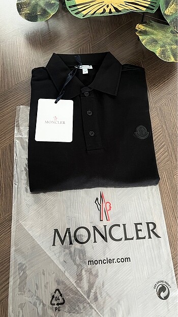 MONCLER POLO YAKA T-SHİRT