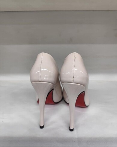 38 Beden ten rengi Renk Sıfır stiletto ince topuk