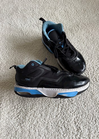 39 Beden Nike jordan Lacivert Bağcıklı Basketbol Ayakkabısı