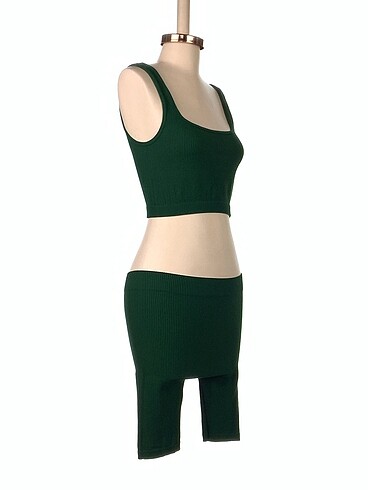 Zara Zara Eşofman Takımı %70 İndirimli.