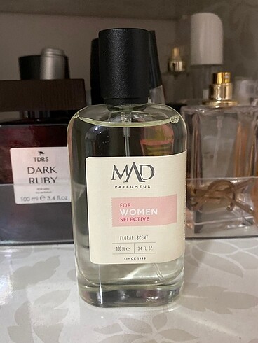 MAD parfüm V102