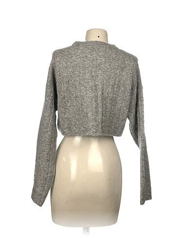 xs Beden Bershka Kazak / Triko %70 İndirimli.