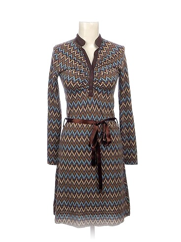 PreLoved Kısa Elbise %70 İndirimli.