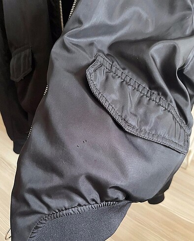 l Beden siyah Renk pull and bear bomber ceket