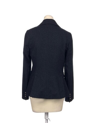 38 Beden Mudo Blazer %70 İndirimli.