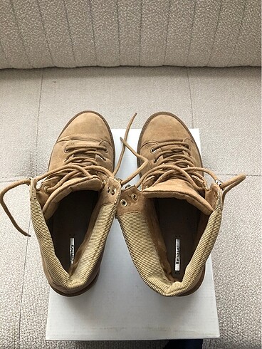 37 Beden Bershka bot