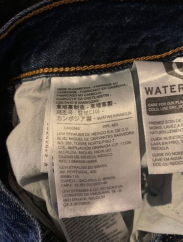 30 Beden lacivert Renk levi's ribcage şort
