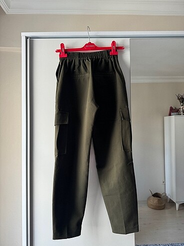 Bershka Pantolon