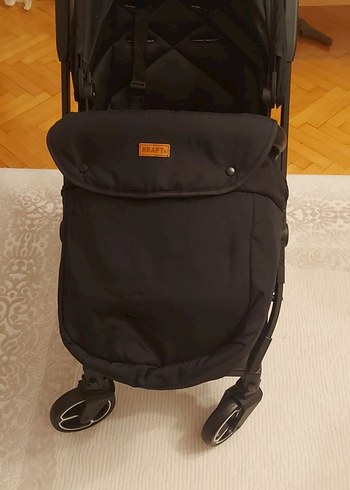 Siyah Bebek Arabası - Görsel 2