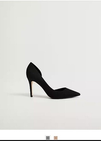 38 Beden siyah Renk Asimetrik stiletto ayakkabı Yumuşak yüzeyli. Asimetrik model. Ya
