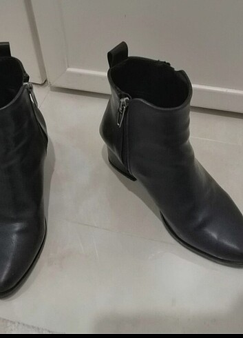 Diğer kadın bot