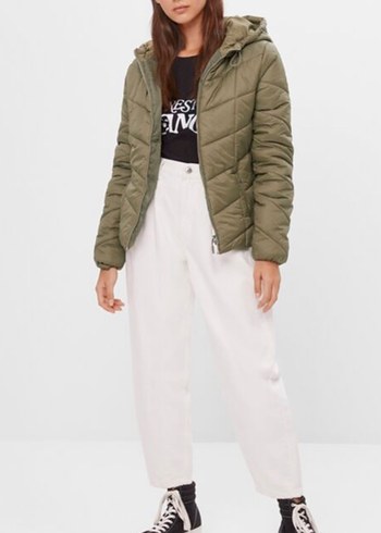 BERSHKA Haki Kapüşonlu Kadın Mont - Görsel 3