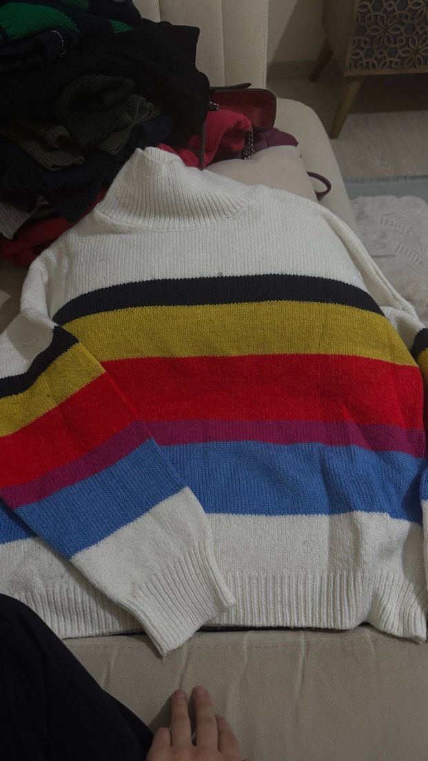 Yarım Balıkçı Çizgili Renkli Kazak - Görsel 4