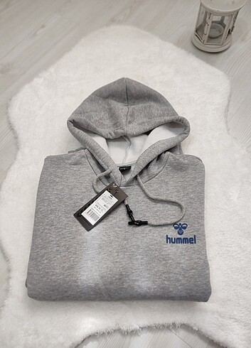 Etiketli sweatshirt 
