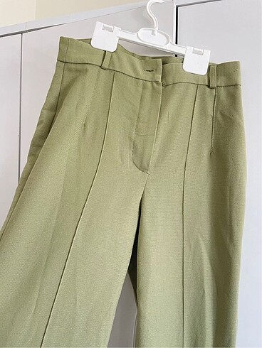 32 Beden yeşil Renk trendyol pantolon