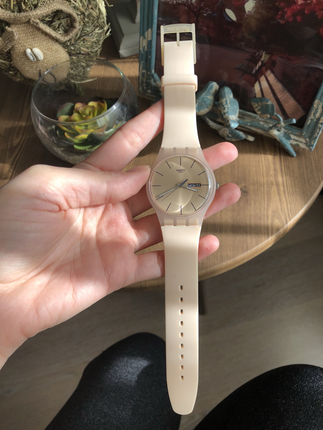 diğer Beden ten rengi Renk Swatch Ekru Yepyeni Saat