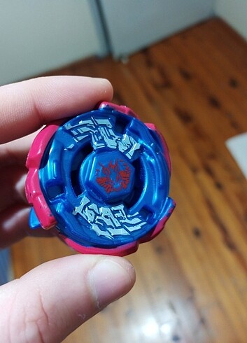  Beden Renk Beyblade Pegasus 