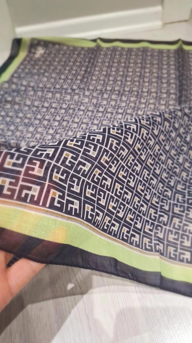 Kadın Çok Renkli Drapeli Sokak Stili Eşarp - Görsel 2