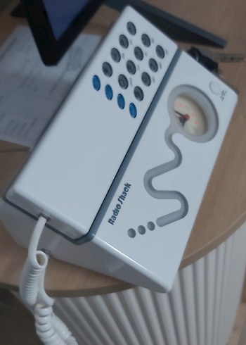 Beyaz RadioShack Masa Telefonu Saatli - Görsel 3