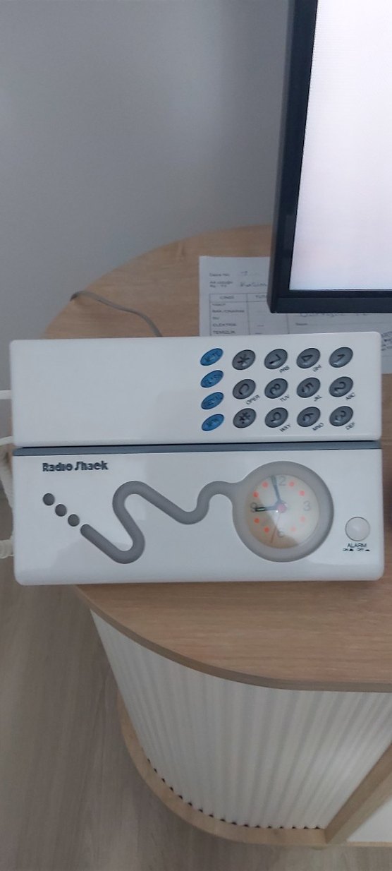 Beyaz RadioShack Masa Telefonu Saatli - Görsel 5