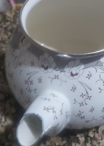 Gri Detaylı Beyaz Çaydanlık - Görsel 3