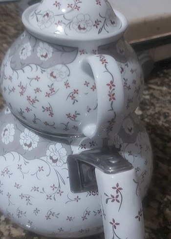 Gri Detaylı Beyaz Çaydanlık - Görsel 5