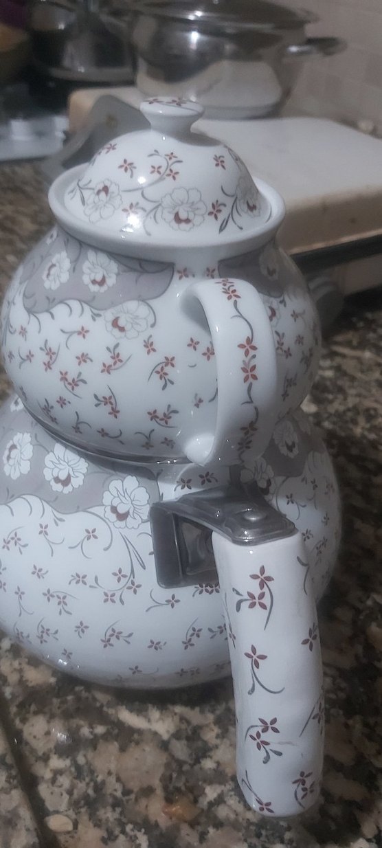 Gri Detaylı Beyaz Çaydanlık - Görsel 5