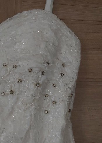 Uzun Kollu Straplez Beyaz A-Line Gelinlik - Görsel 4