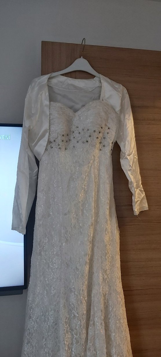 Uzun Kollu Straplez Beyaz A-Line Gelinlik - Görsel 3