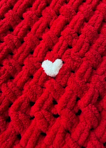 Nakışlı Kırmızı Örgü Çocuk Battaniyesi - Görsel 15