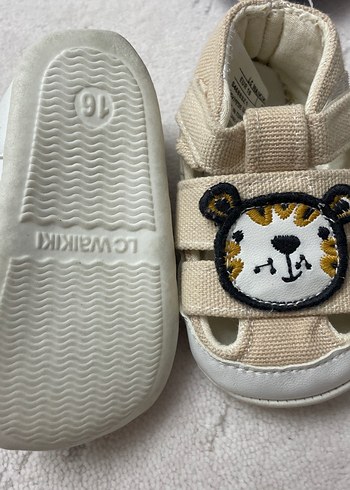 Leopar Desenli Beyaz Erkek Bebek Ayakkabısı - Görsel 3