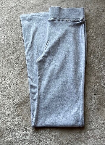 Bershka İspanyol paça tayt