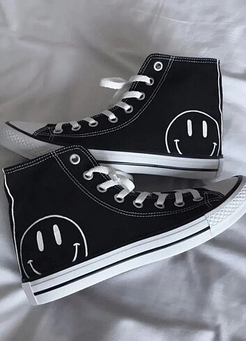 38 Beden siyah Renk Baskılı Converse Spor Ayakkabı 
