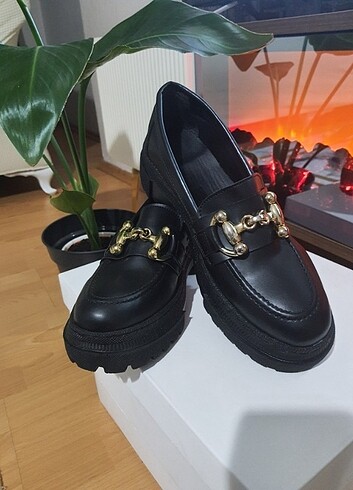 Siyah gucci gold
