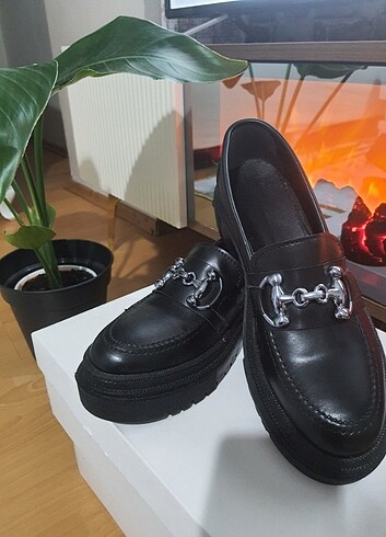 Siyah gucci gümüş 