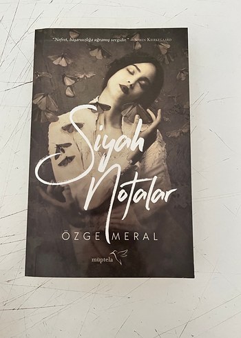 Siyah Notalar - Özge Meral