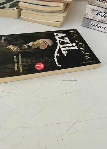 Azil - Hakan Günday