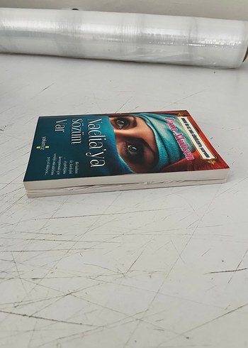  Beden Renk Nadlia'ya Sözüm - Zana Muhsen