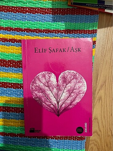 Elif Şafak aşk