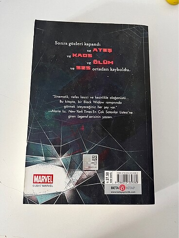 Black widow daima kızıl Margaret stohl