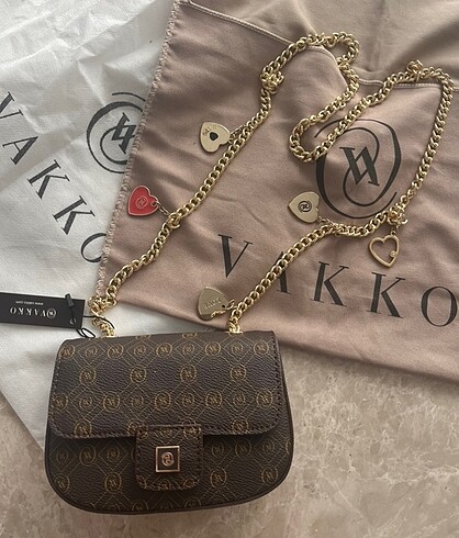Vakko Vakko mini charm detaylı çanta
