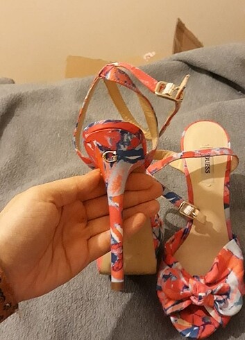 38 Beden Guess ayakkabı 