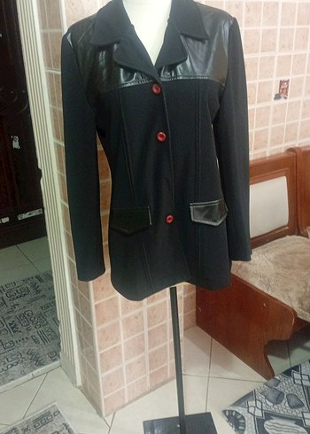 Düğmeli Siyah Deri Kadın Blazer Ceket