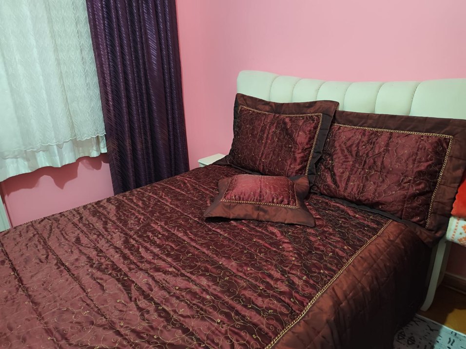 Bordo Nakışlı Yatak Örtüsü Seti - Görsel 3