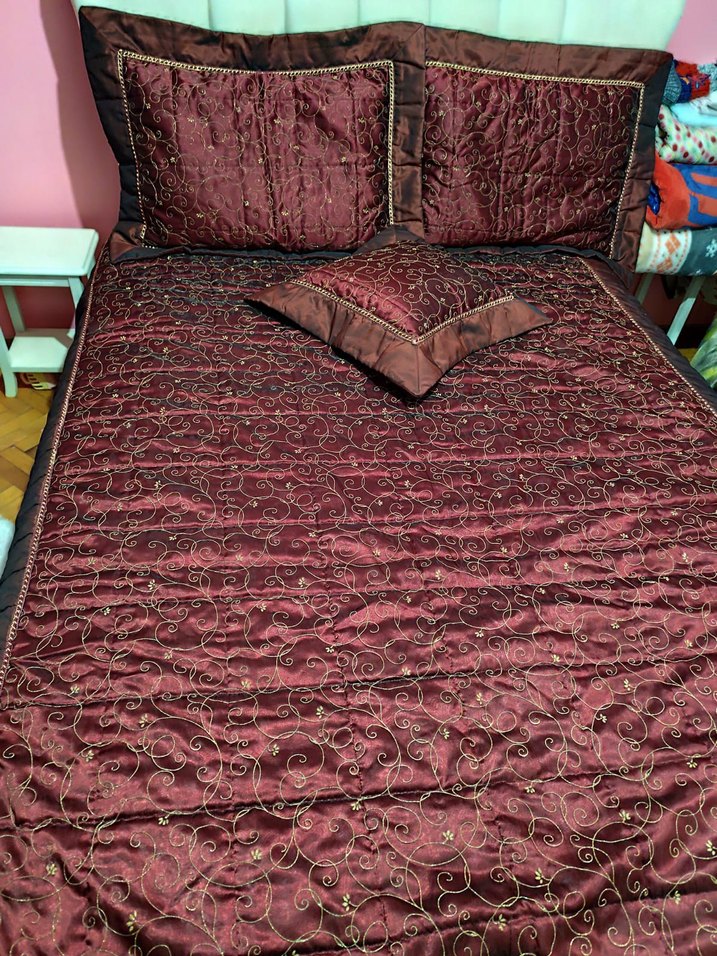 Bordo Nakışlı Yatak Örtüsü Seti - Görsel 2